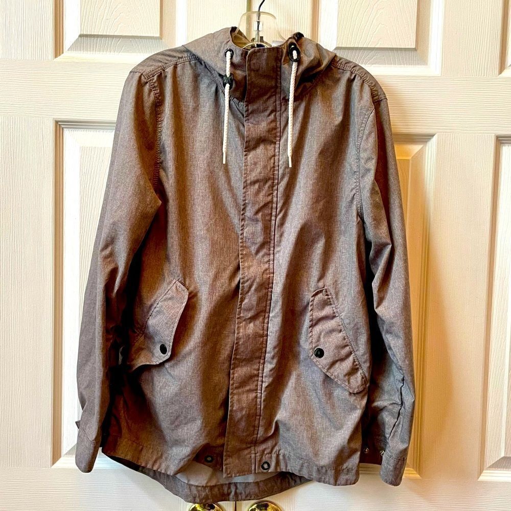 GRAY JACKET with LINED HOOD ZIPPER AND SNAP by DIVIDED SIZE SMALL